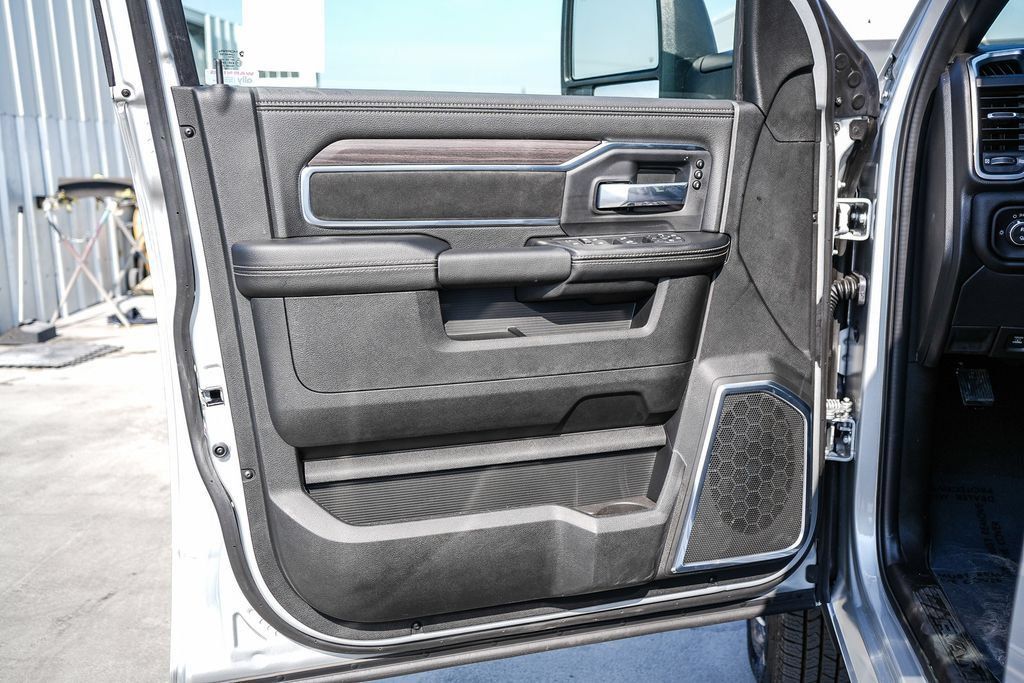 New 2026 RAM 3500 Laramie w/ Night Edition AWD/4WD image 23