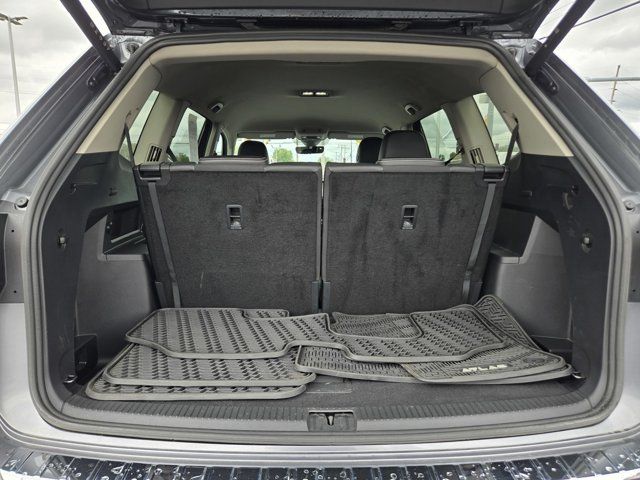 Used 2024 Volkswagen Atlas SE AWD/4WD image 34