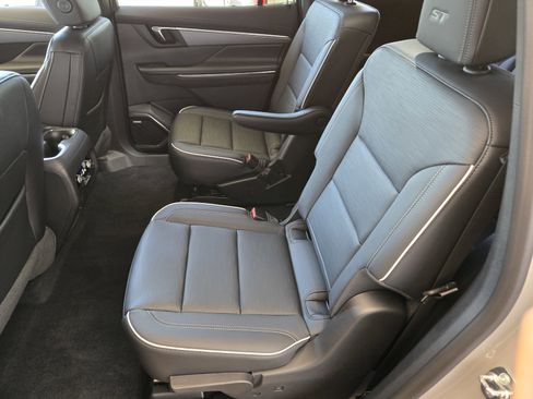 New 2026 Buick Enclave Sport Touring w/ Super Cruise Package AWD/4WD image 6