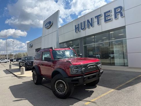New 2026 Ford Bronco Badlands AWD/4WD image 1