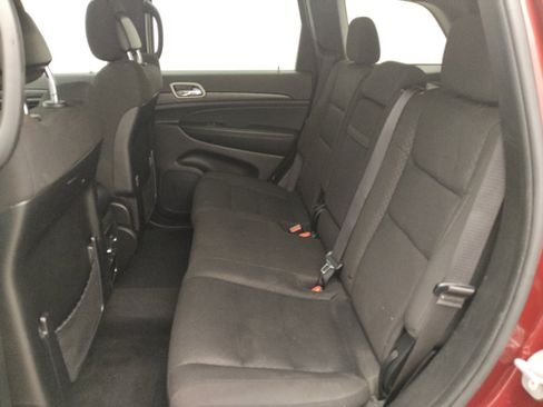 Used 2022 Jeep Grand Cherokee Laredo E RWD image 18