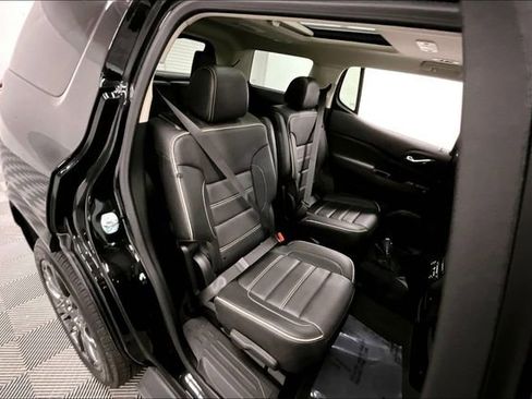 Used 2023 GMC Acadia Denali w/ Black Diamond Edition AWD/4WD image 26