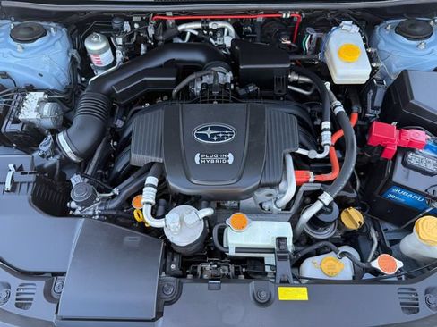 Used 2019 Subaru Crosstrek Hybrid w/ Moonroof Package w/Navigation AWD/4WD image 21
