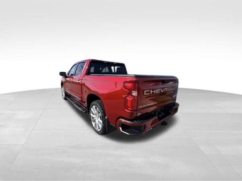 Used 2024 Chevrolet Silverado 1500 High Country w/ High Country Premium Package AWD/4WD image 4