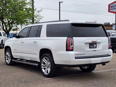 Used 2019 GMC Yukon XL SLT w/ Premium Edition AWD/4WD image 8