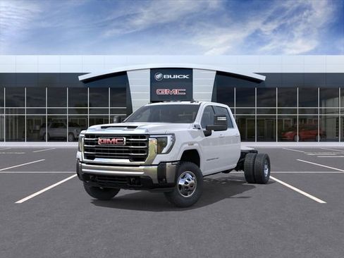 New 2026 GMC Sierra 3500 SLE AWD/4WD image 8