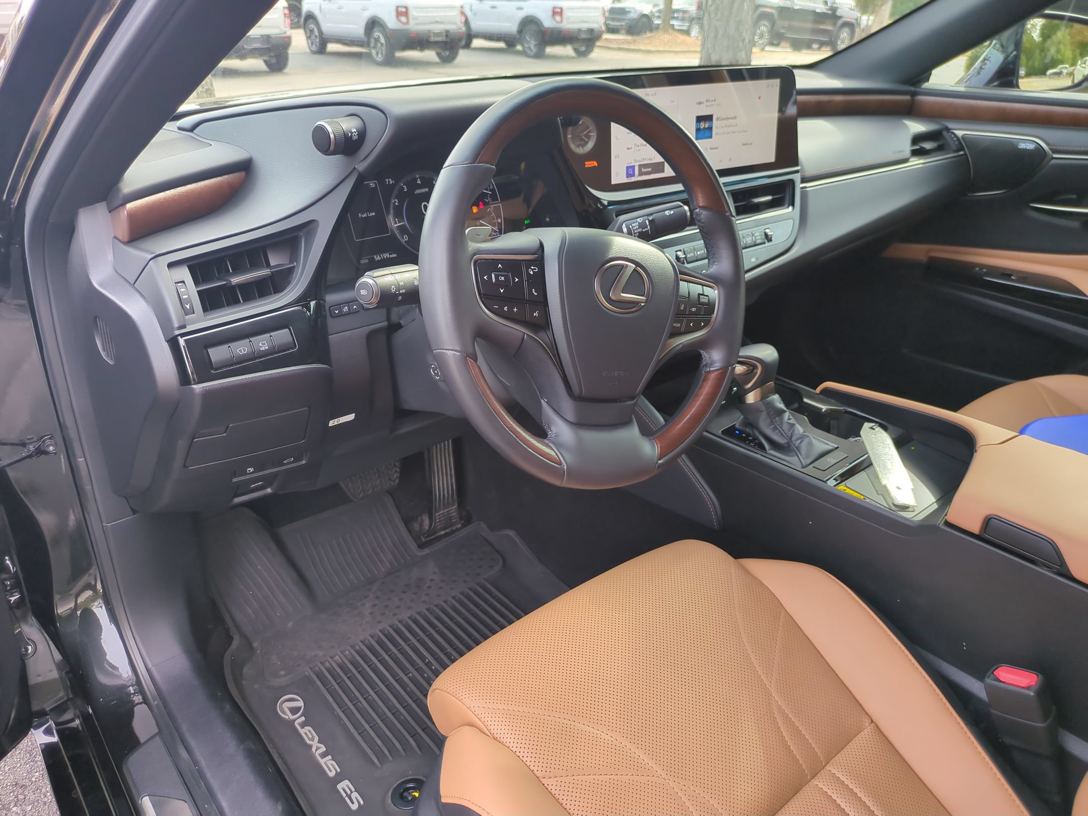 Used 2024 Lexus ES 350 Ultra Luxury w/ Accessory Package (Z2) FWD image 14