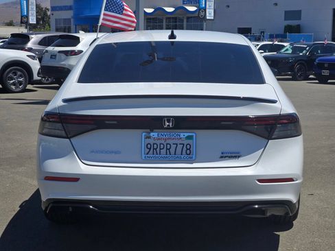 Used 2025 Honda Accord Sport image 6
