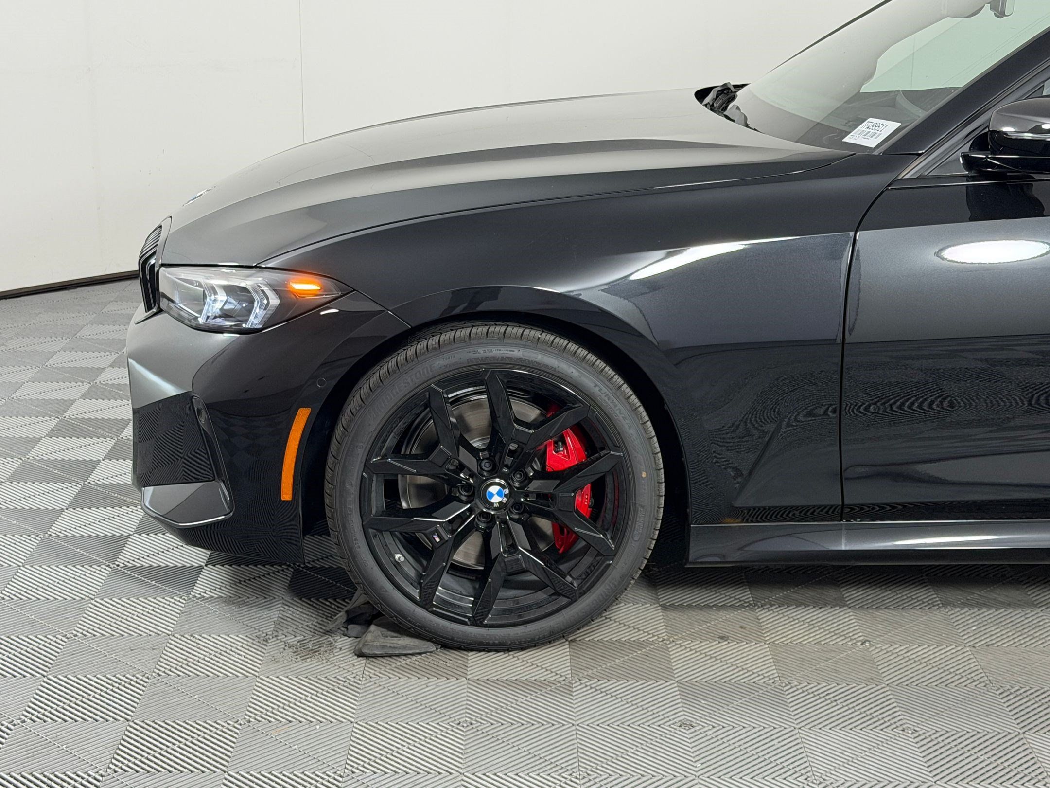 Used 2026 BMW 330i Sedan w/ M Sport Package RWD image 28