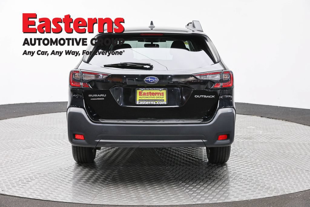 Used 2023 Subaru Outback Premium AWD/4WD image 7