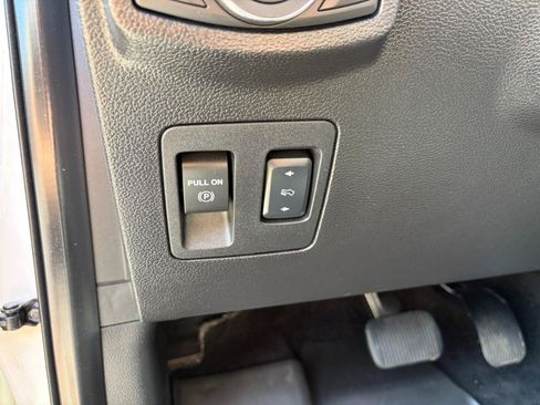 Used 2018 Ford F150 Platinum w/ Technology Package AWD/4WD image 14