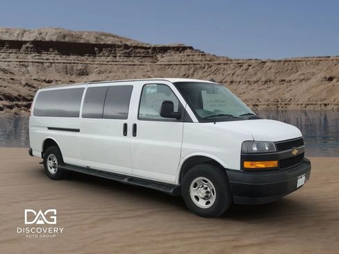 Used 2023 Chevrolet Express 3500 LS image 7