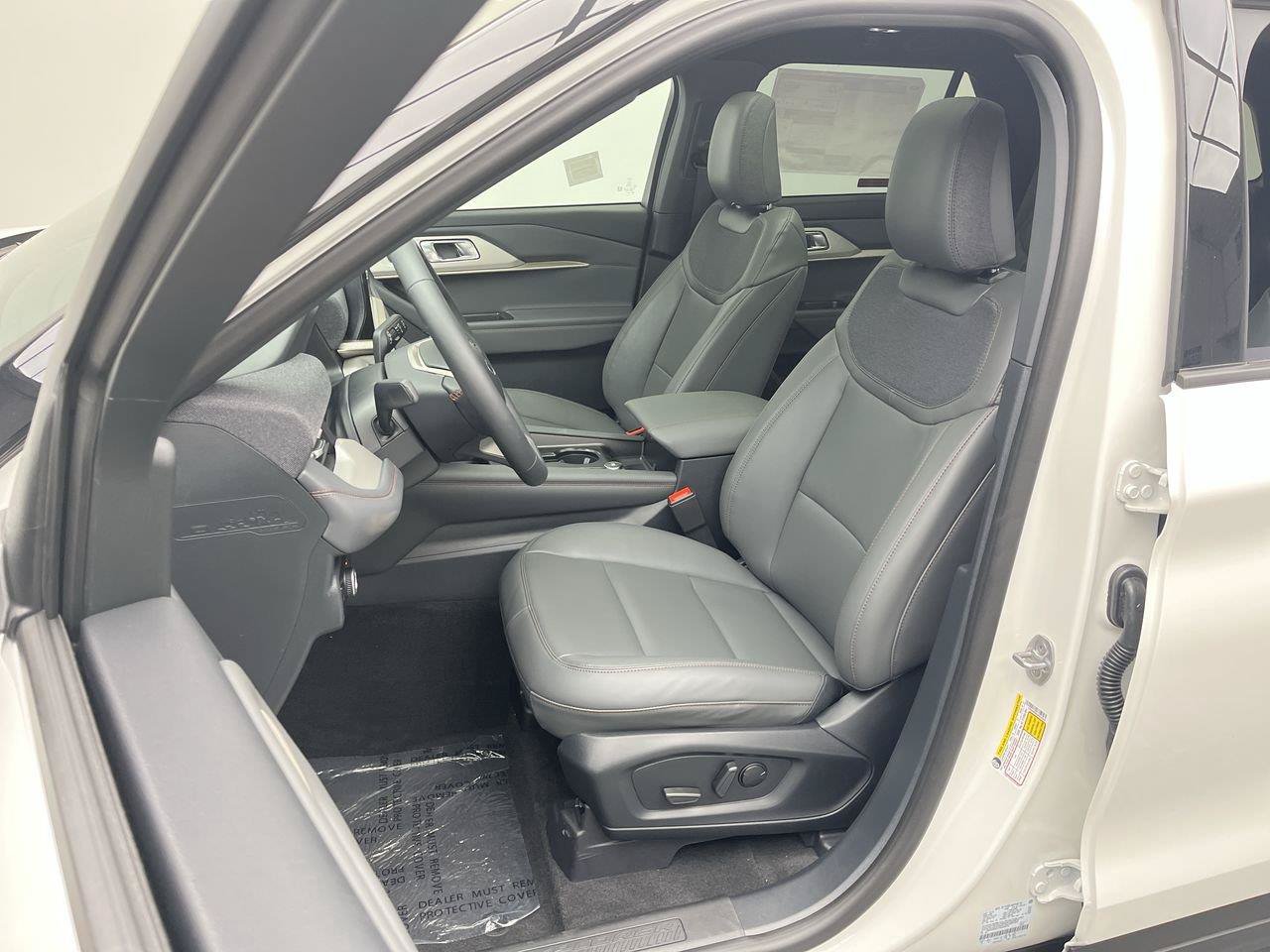 New 2027 Ford Explorer Active w/ Active Comfort Package AWD/4WD image 10
