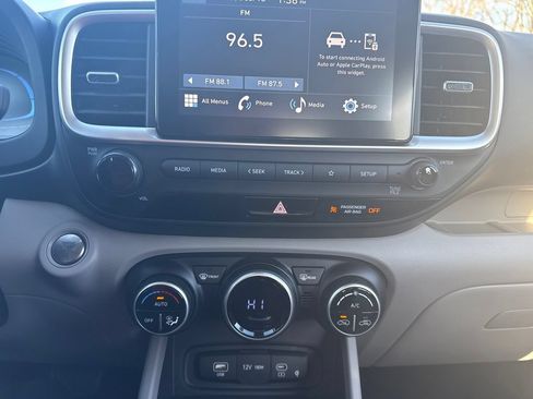 Certified 2026 Hyundai Venue SEL FWD image 25