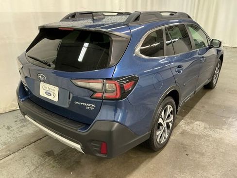 Used 2021 Subaru Outback Limited XT image 3