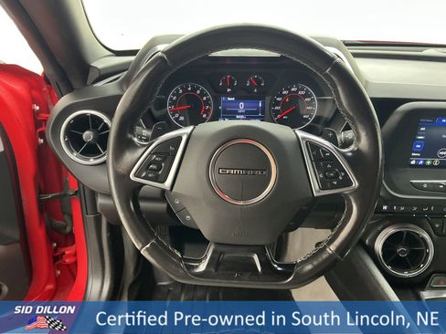 Used 2020 Chevrolet Camaro LT image 21