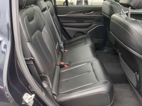 Used 2024 Jeep Grand Cherokee Limited 4xe image 28