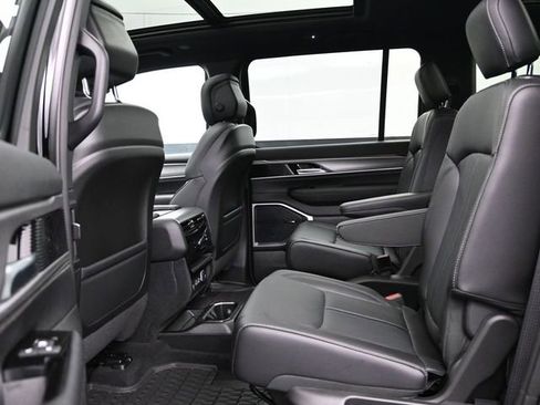 New 2026 Jeep Grand Wagoneer L 4WD image 26