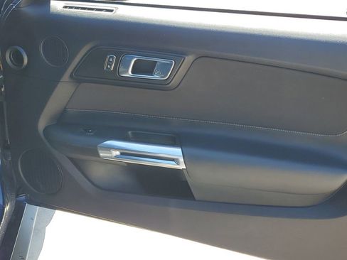 Used 2018 Ford Mustang GT w/ Equipment Group 301A image 11