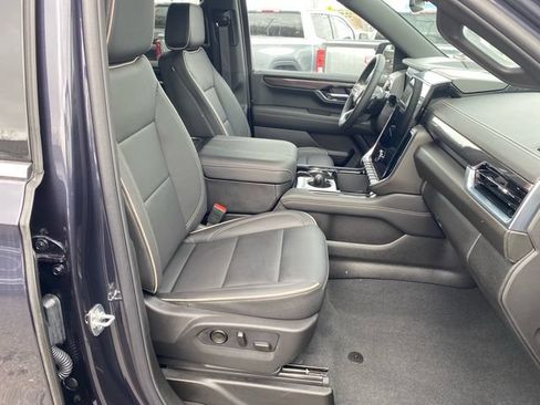 Used 2026 GMC Yukon XL Elevation w/ LPO, Floor Liner Package AWD/4WD image 28