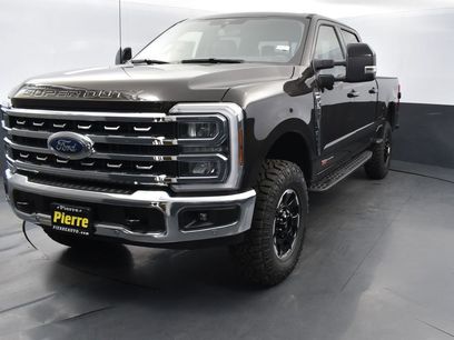 New 2025 Ford F350 Lariat w/ Lariat Ultimate Package