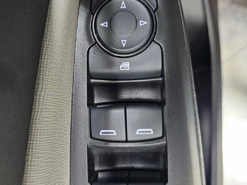 Used 2025 Buick Envista Avenir FWD image 25
