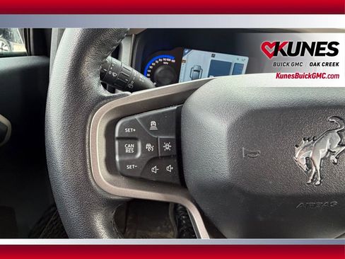 Used 2024 Ford Bronco Wildtrak image 11
