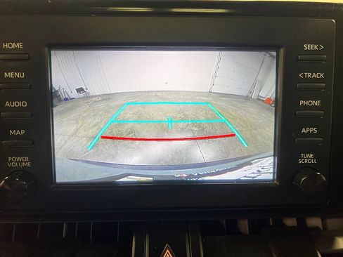 Used 2019 Toyota RAV4 XLE AWD/4WD image 24