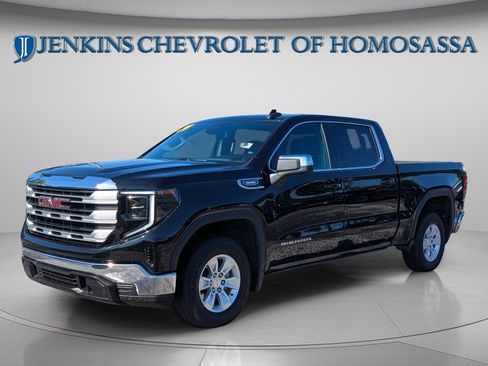 Used 2024 GMC Sierra 1500 SLE RWD image 9