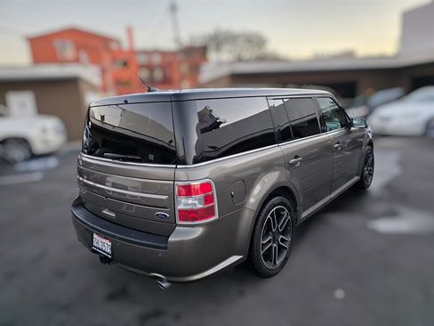 Used 2014 Ford Flex SEL w/ Equipment Group 202A FWD image 9