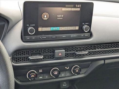 Used 2023 Honda HR-V LX image 14