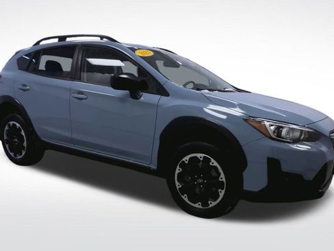 Used 2023 Subaru Crosstrek 2.0i image 2