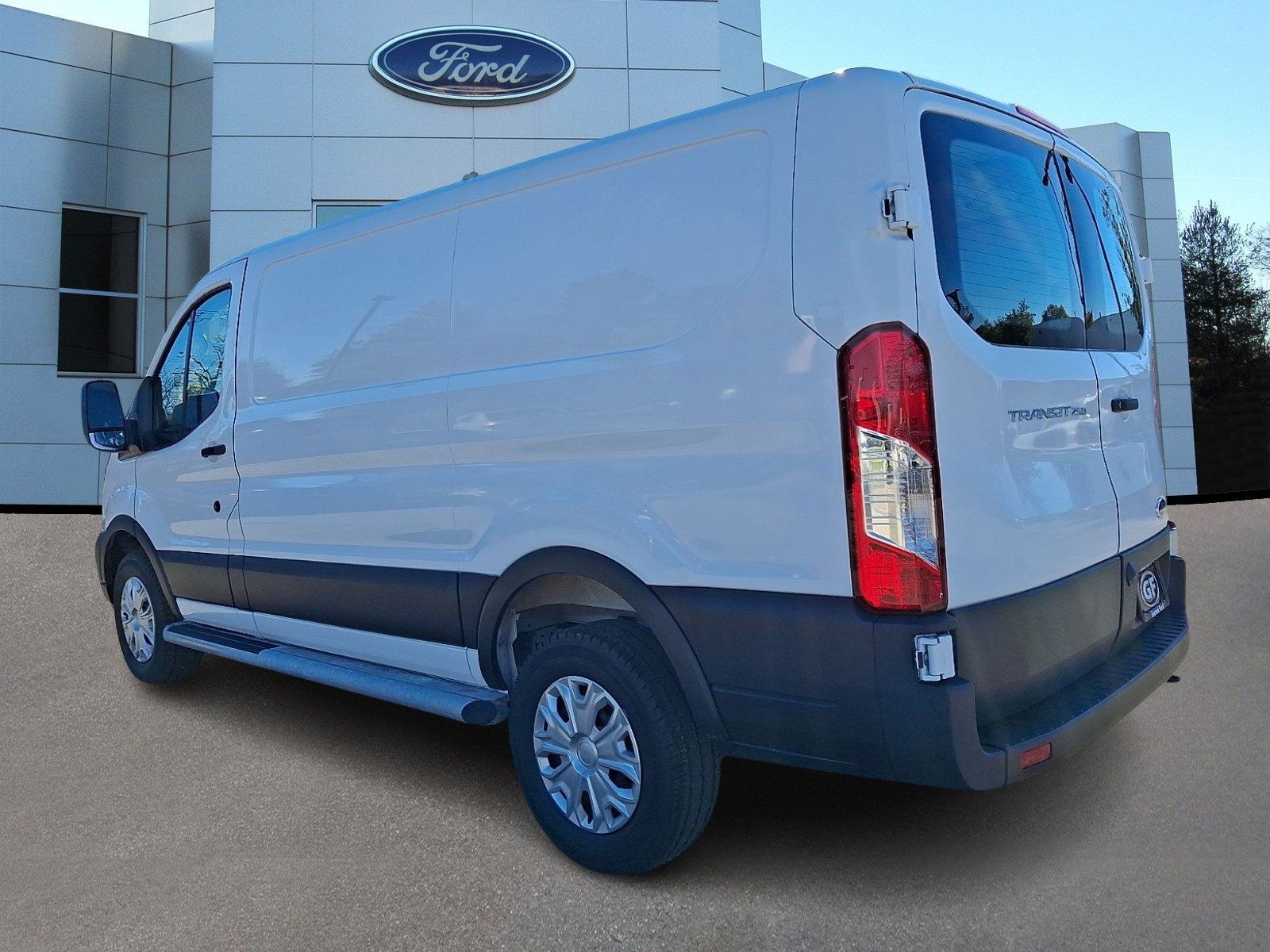 Certified 2025 Ford Transit 250 Low Roof w/ Exterior Upgrade Package RWD image 5