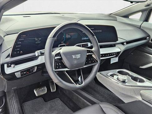 New 2025 Cadillac Optiq Luxury 1 AWD/4WD image 3