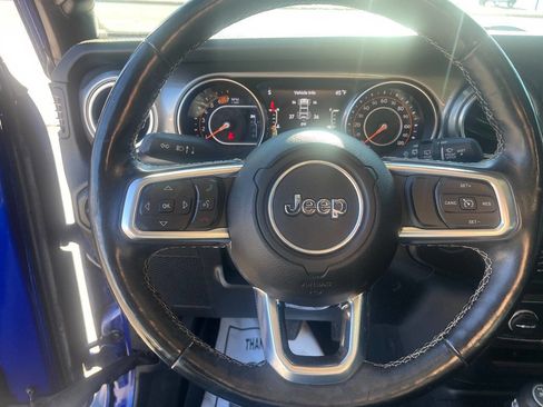 Used 2020 Jeep Wrangler Unlimited Sahara w/ LED Lighting Group image 22