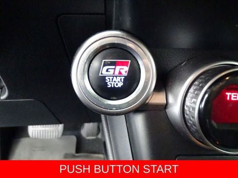 Used 2023 Toyota GR86 RWD image 7