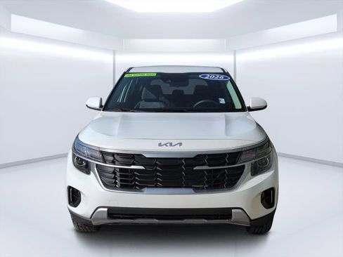 Used 2026 Kia Seltos LX FWD image 8