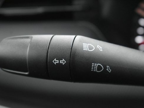 New 2026 Jeep Compass Latitude image 23