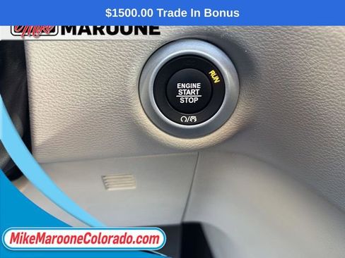 Used 2023 Chrysler Voyager LX FWD image 17