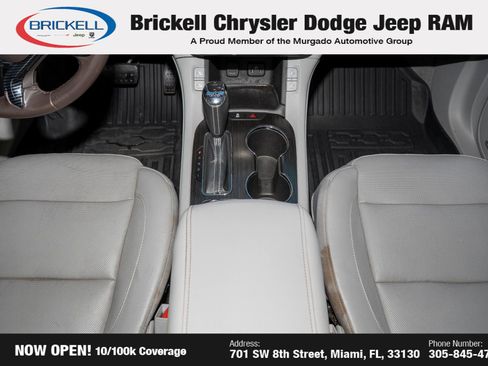 Used 2018 GMC Acadia SLT image 26