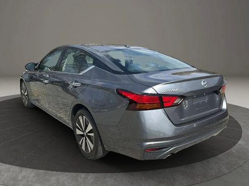 Used 2019 Nissan Altima 2.5 SV FWD image 5