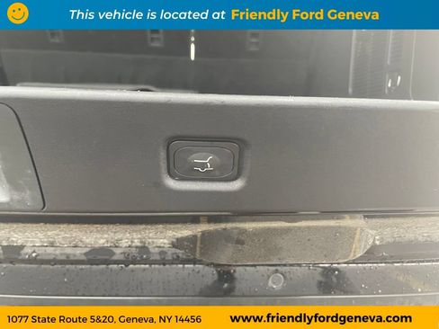 Used 2025 Ford Expedition Max Active AWD/4WD image 11
