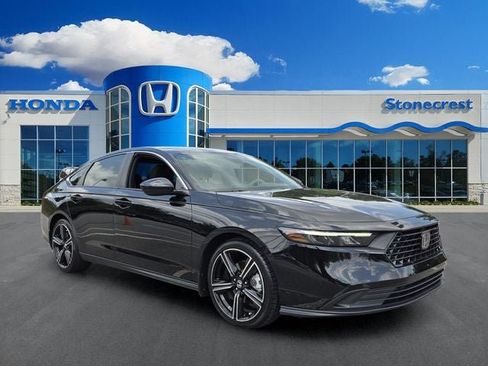Used 2024 Honda Accord Sport image 1