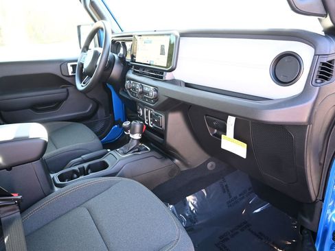 New 2026 Jeep Wrangler Sport AWD/4WD image 22