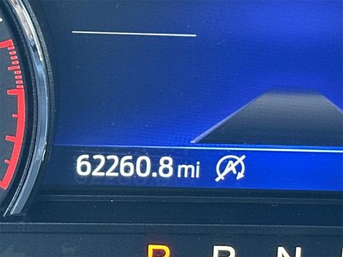 Used 2023 Ford Explorer Limited image 21