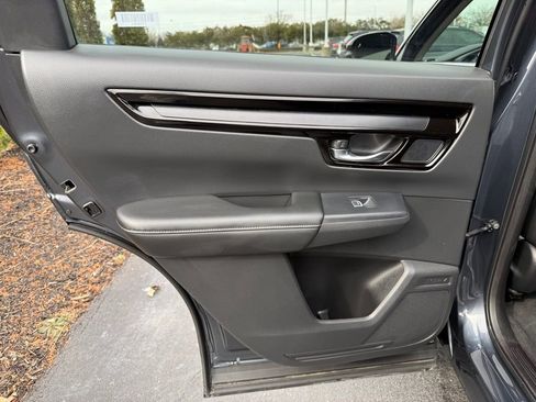 Used 2025 Honda CR-V EX-L image 30