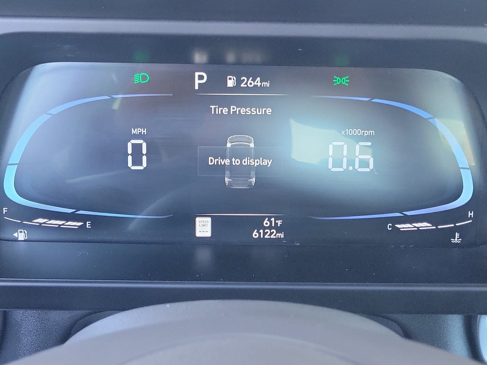 Certified 2025 Hyundai Elantra Sport FWD image 10