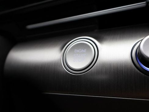 New 2026 Hyundai Kona SEL Premium image 32