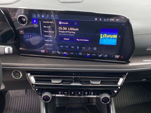 New 2026 Chevrolet Traverse High Country w/ LPO, Floor Liner Package image 12