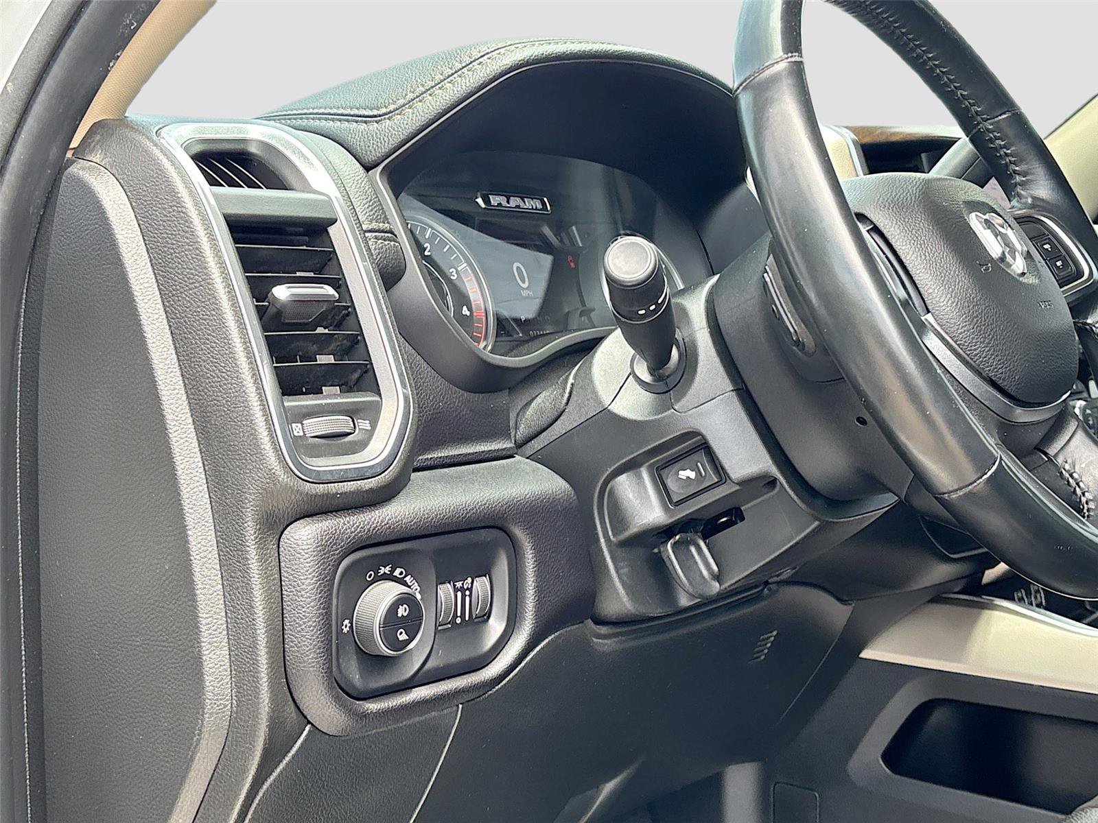 Used 2022 RAM 2500 Laramie AWD/4WD image 10